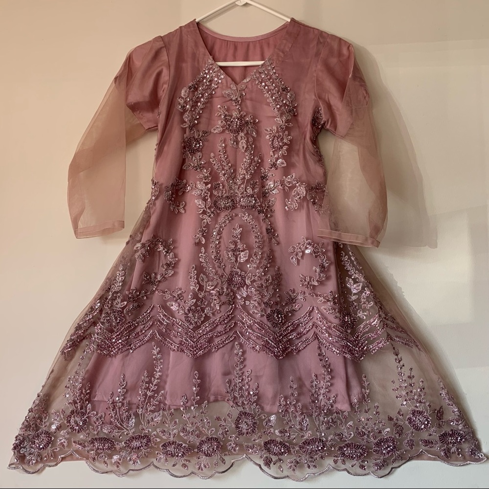 *SOLD* Pakistani, Indian formal wear/wedding wear 3 piece
